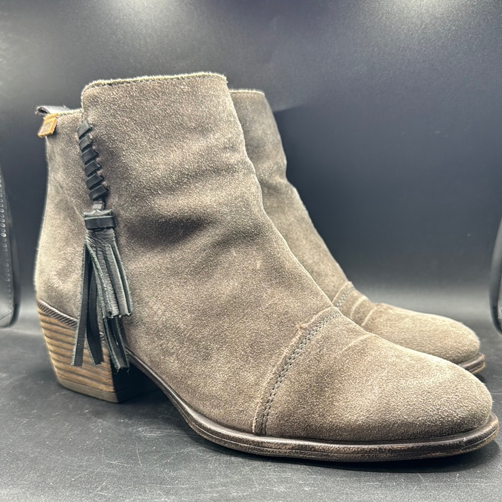 PIKOLINOS Taupe Suede Ankle Boots with Tassel Accent